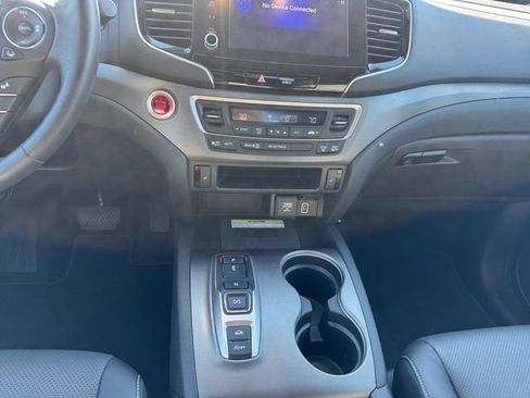 Used 2023 Honda Ridgeline RTL-E image 11