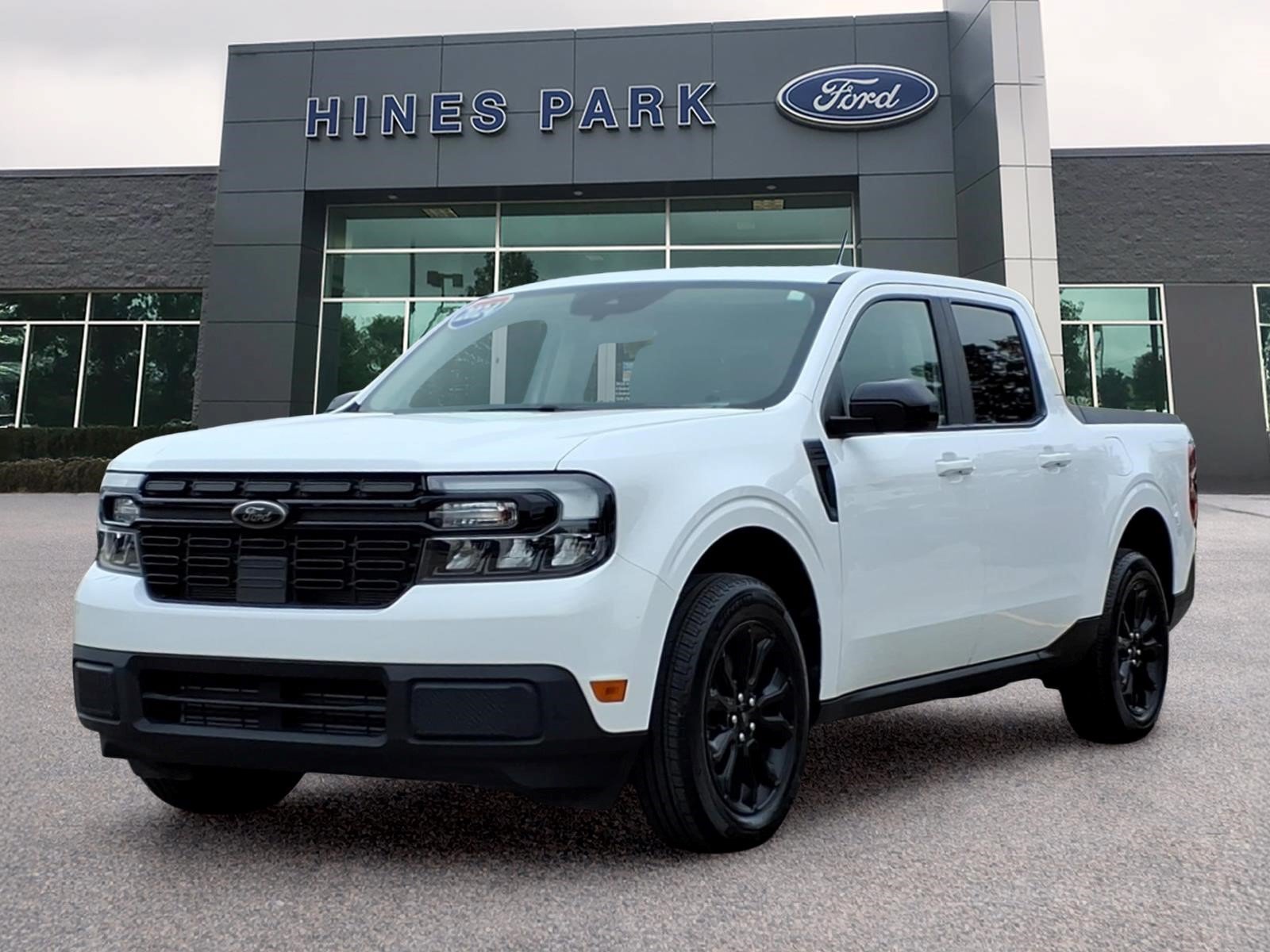 Used 2024 Ford Maverick Lariat w/ Black Appearance Package AWD/4WD image 3