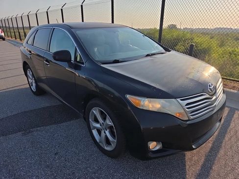 Used 2009 Toyota Venza FWD image 4