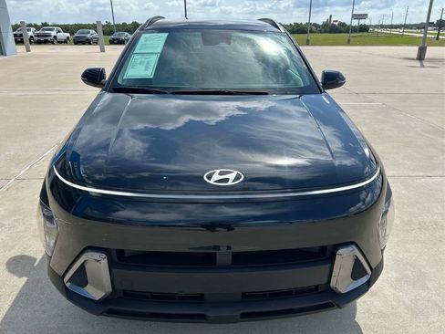 Used 2025 Hyundai Kona SEL AWD/4WD image 15