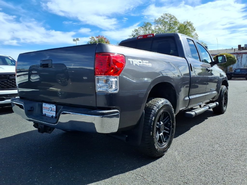 Used 2013 Toyota Tundra 4x4 Double Cab w/ TRD Off-Road Pkg image 19