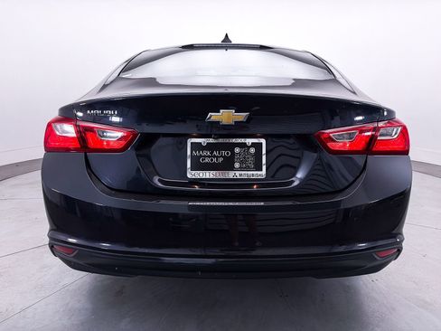Used 2022 Chevrolet Malibu LS FWD image 12