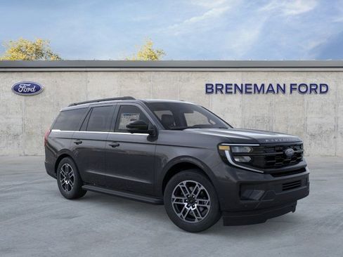 New 2026 Ford Expedition Active AWD/4WD image 8