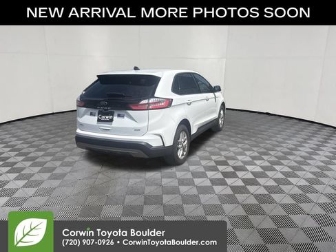 Used 2024 Ford Edge SEL AWD/4WD image 10