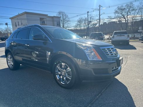Used 2016 Cadillac SRX Luxury w/ Driver Awareness Package image 5