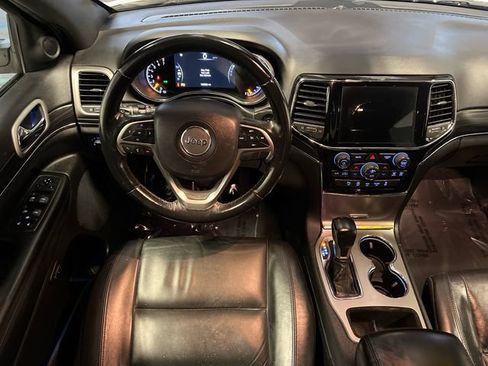 Used 2019 Jeep Grand Cherokee Limited RWD image 19