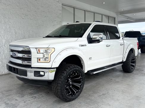 Used 2015 Ford F150 Lariat w/ Equipment Group 502A Luxury image 5