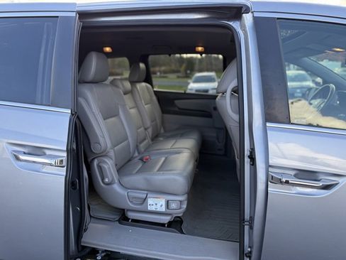 Used 2016 Honda Odyssey EX-L image 27