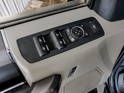 Used 2022 Ford F350 XLT w/ XLT Premium Package AWD/4WD image 44