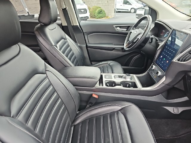 Used 2024 Ford Edge SEL AWD/4WD image 10