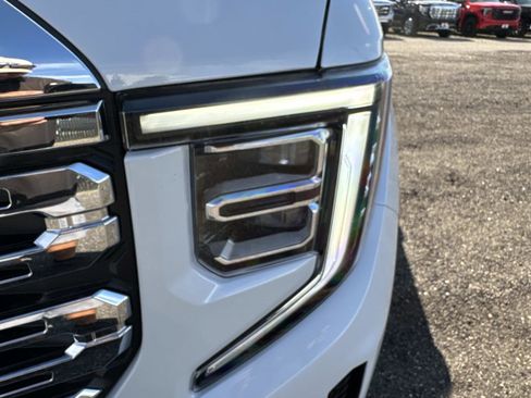 New 2026 GMC Sierra 1500 Denali AWD/4WD image 9