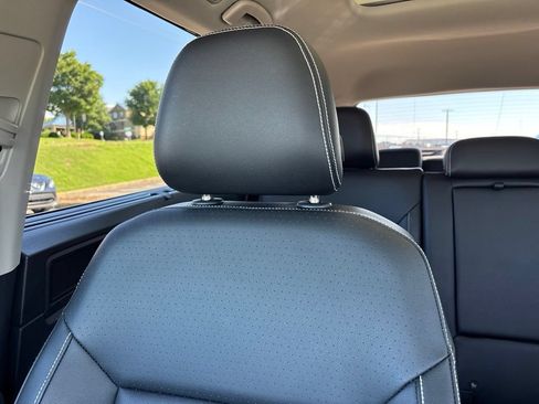 Certified 2023 Volkswagen Atlas SEL R-Line AWD/4WD image 24