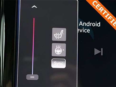 Used 2025 Chrysler Pacifica Select image 25