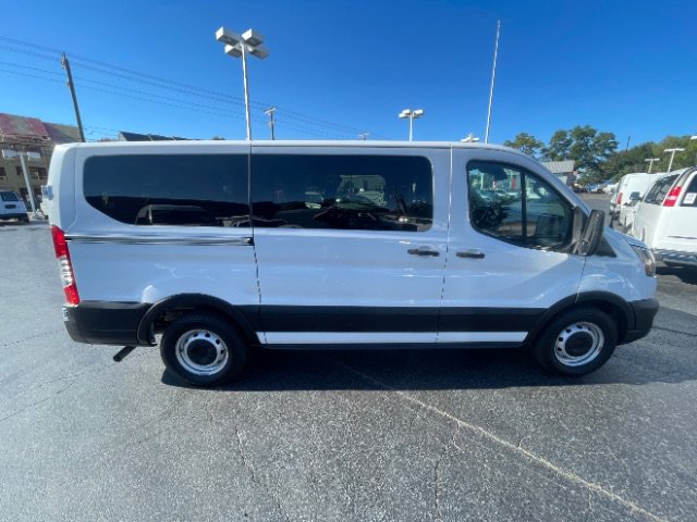 Used 2020 Ford Transit 150 XL RWD image 7