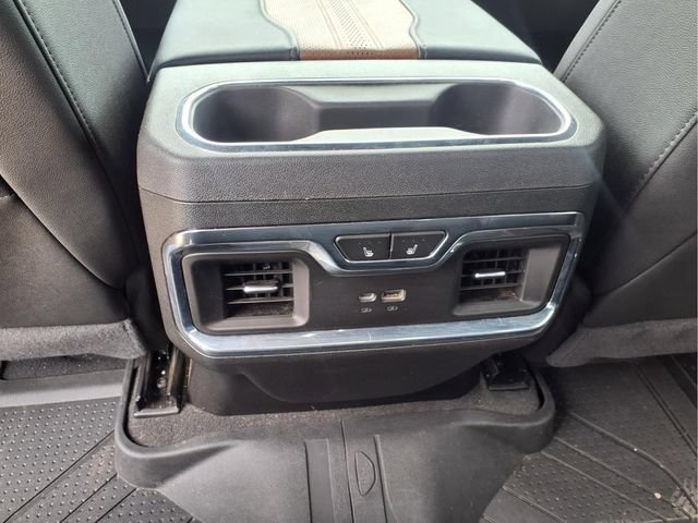 Used 2025 Chevrolet Silverado 3500 High Country w/ High Country Premium Package AWD/4WD image 11