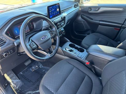 Used 2025 Ford Escape Active w/ Cold Weather Package image 20
