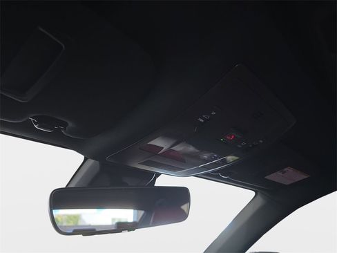 Used 2024 Lexus IS 300 F Sport image 25