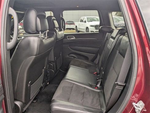 Used 2022 Jeep Grand Cherokee Laredo X image 13