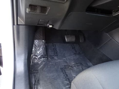 Certified 2024 Toyota Corolla Cross LE FWD image 16