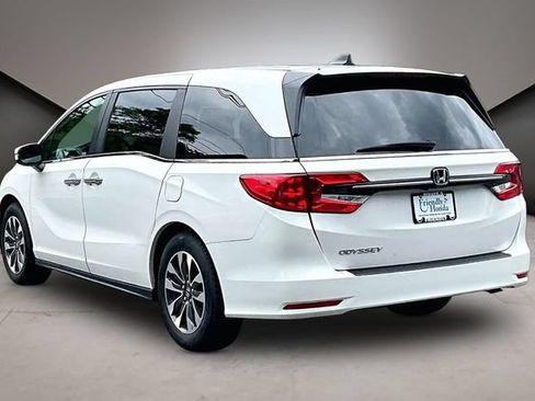Used 2024 Honda Odyssey EX-L image 4
