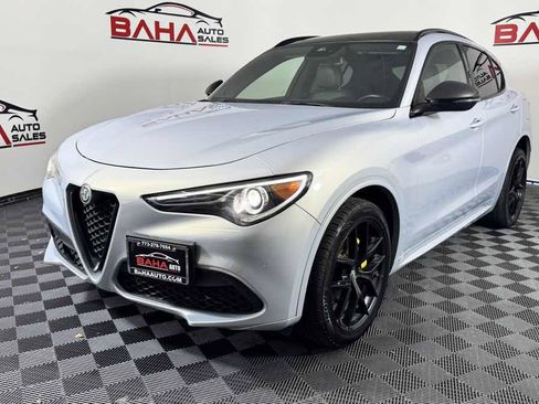Used 2020 Alfa Romeo Stelvio Ti Sport w/ Quick Order Package 22S Sport AWD/4WD image 2
