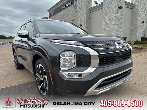 New 2025 Mitsubishi Outlander SEL AWD/4WD image 1