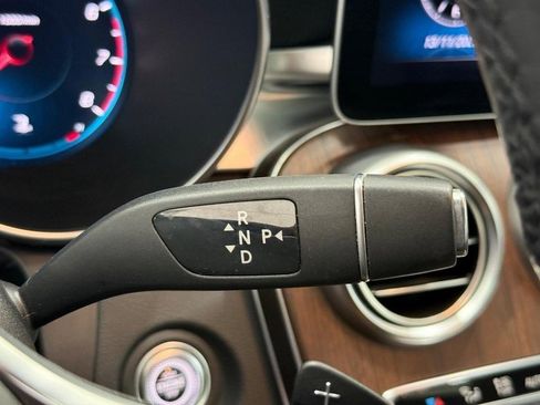 Used 2020 Mercedes-Benz C 300 4MATIC Sedan image 16