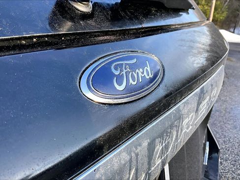 Used 2021 Ford Explorer XLT w/ Equipment Group 202A image 33