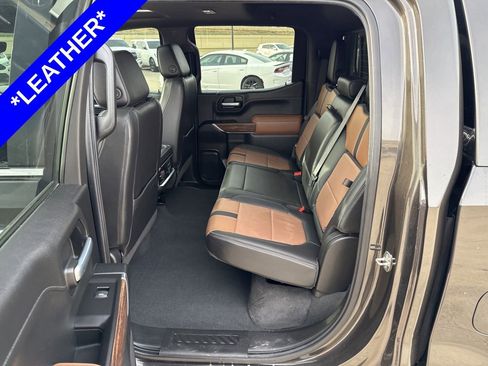 Used 2021 Chevrolet Silverado 1500 High Country w/ Technology Package image 6