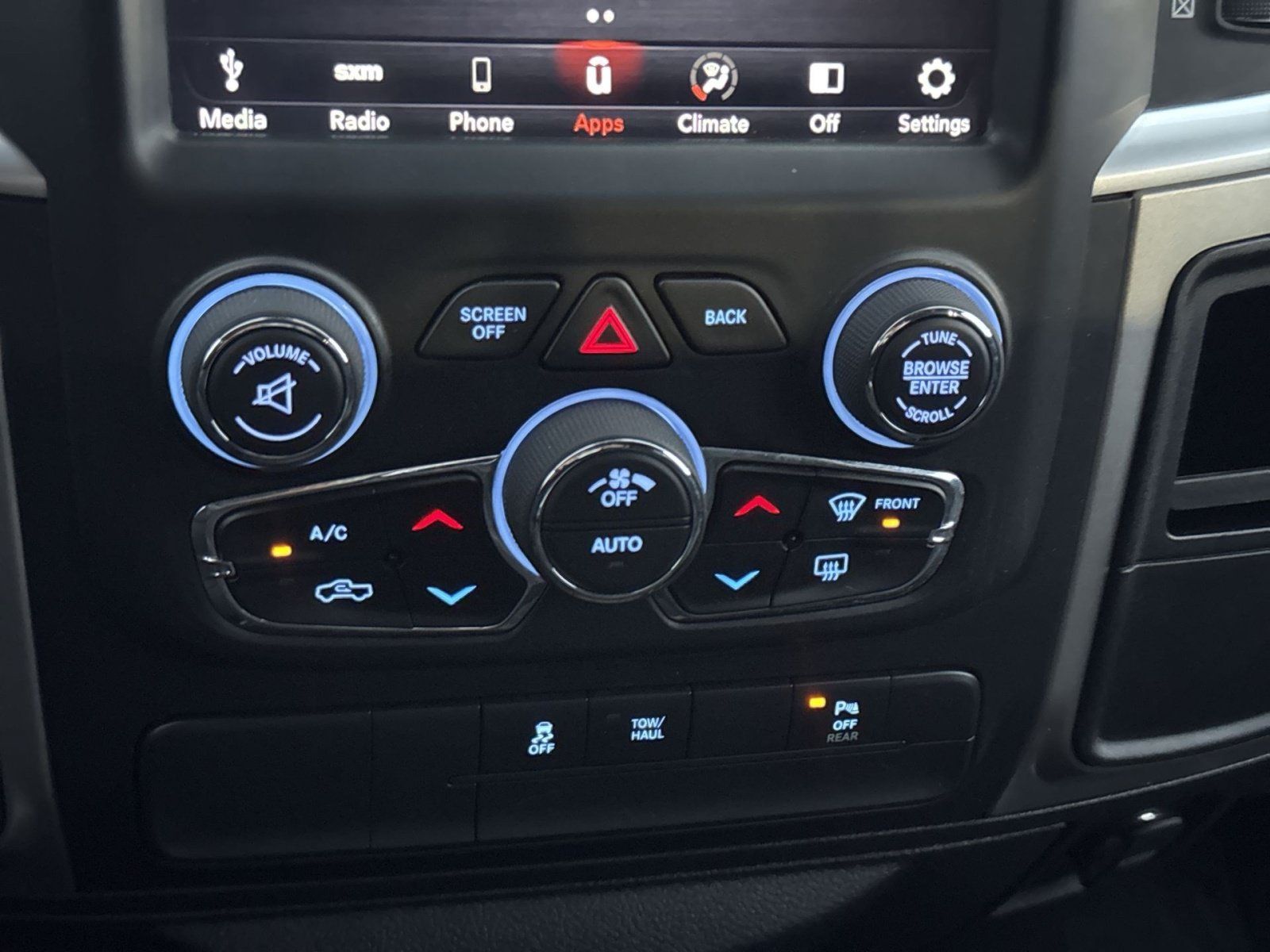 Used 2019 RAM 1500 Warlock AWD/4WD image 22