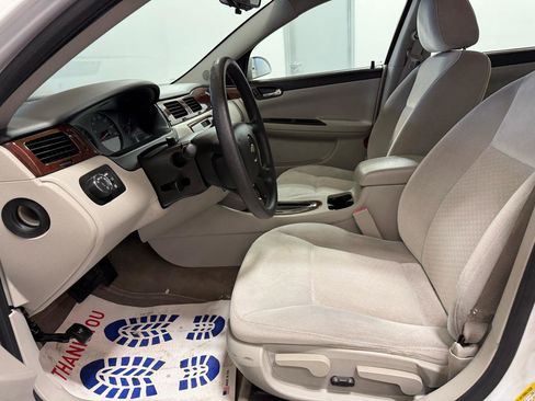 Used 2010 Chevrolet Impala LS image 10