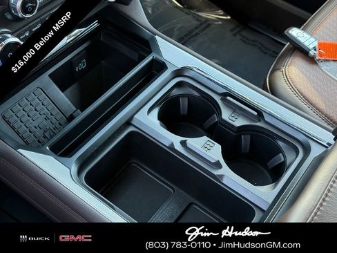 Used 2024 Ford F350 King Ranch w/ FX4 Off-Road Package image 34