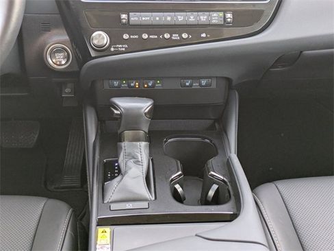 Used 2025 Lexus ES 350 w/ Premium Package image 19