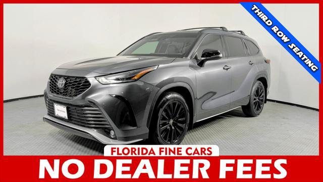 Used 2024 Toyota Highlander XSE FWD image 1