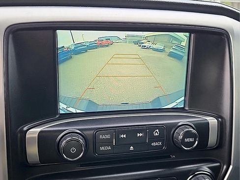 Used 2018 GMC Sierra 1500 SLE w/ SLE Value Package AWD/4WD image 25