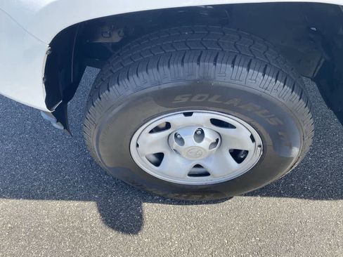 Used 2022 Toyota Tacoma SR5 image 10