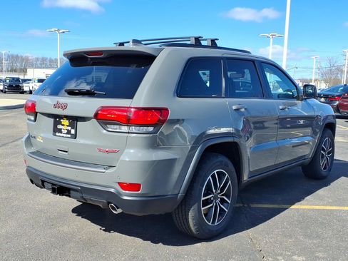 Used 2020 Jeep Grand Cherokee Trailhawk w/ Trailhawk Luxury Group image 12