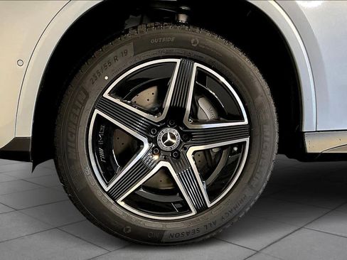 New 2026 Mercedes-Benz GLC 300 4MATIC image 17