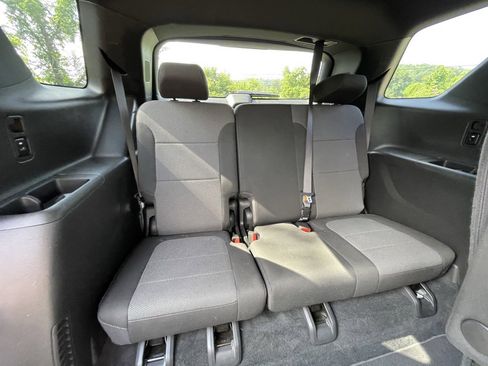 Certified 2023 Chevrolet Traverse LT image 16