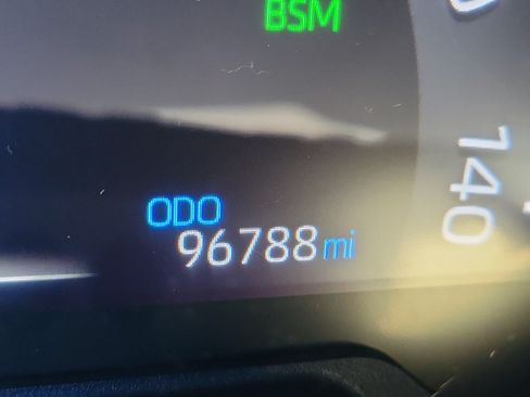 Used 2019 Toyota RAV4 Limited w/ Advanced Technology Package FWD image 21