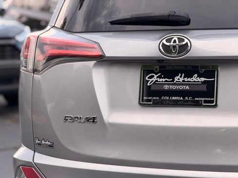 Used 2016 Toyota RAV4 LE AWD/4WD image 15