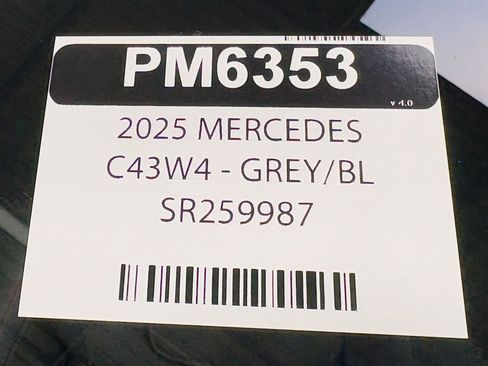 Used 2025 Mercedes-Benz C 43 AMG 4MATIC Sedan image 41