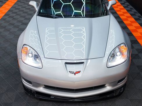 Used 2009 Chevrolet Corvette Z06 w/ Preferred Equipment Group image 12
