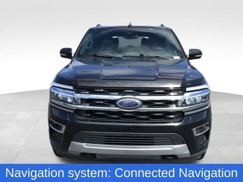 Used 2023 Ford Expedition Limited AWD/4WD image 2