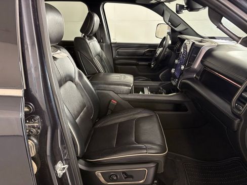 Used 2019 RAM 1500 Limited image 45