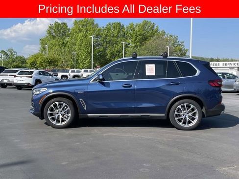 Used 2022 BMW X5 xDrive45e w/ Executive Package AWD/4WD image 2