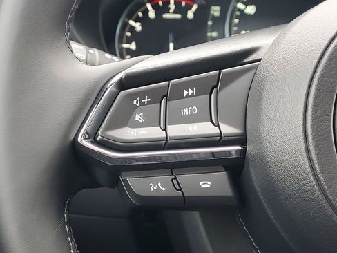 New 2025 MAZDA CX-5 Signature image 21