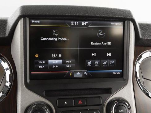 Used 2015 Ford F250 Lariat w/ Chrome Package image 20