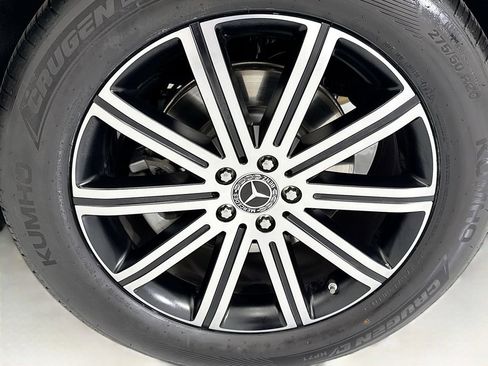 Used 2025 Mercedes-Benz GLE 450e 4MATIC image 30