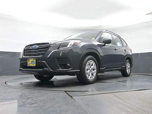 Used 2023 Subaru Forester AWD/4WD image 22